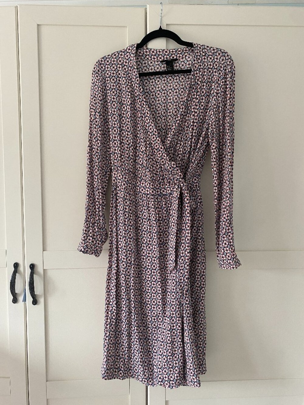 H&M Pink and Navy Spring Floral Retro Print Midi Wrap Dress Size 8